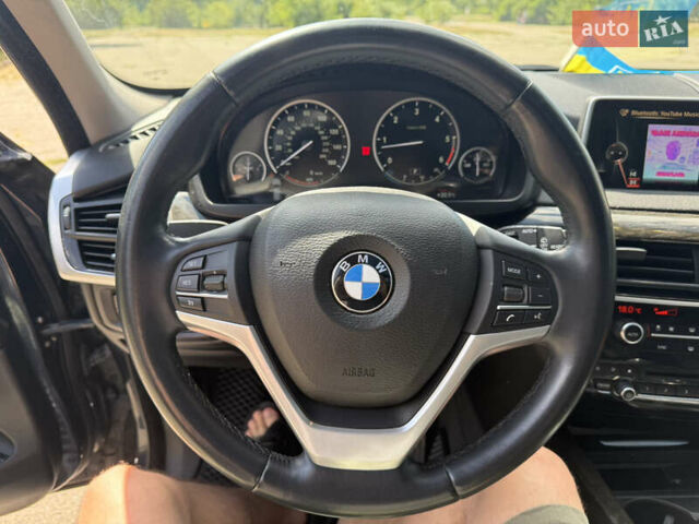 Синій БМВ Х5, об'ємом двигуна 2.99 л та пробігом 178 тис. км за 27000 $, фото 10 на Automoto.ua