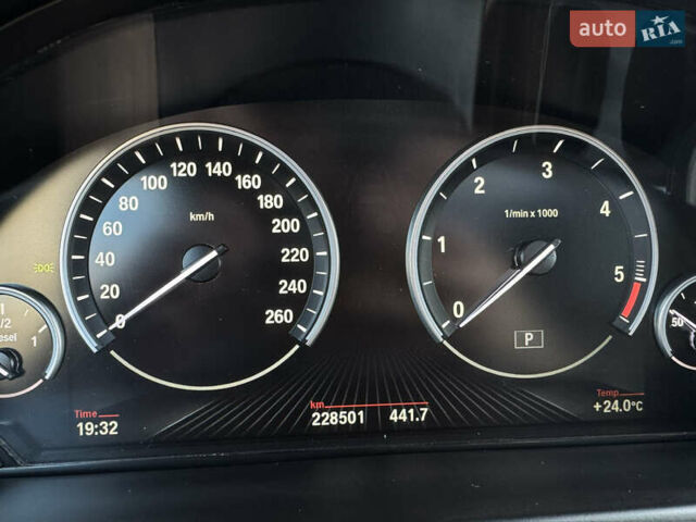 Синий БМВ Х5, объемом двигателя 2.99 л и пробегом 228 тыс. км за 27000 $, фото 12 на Automoto.ua