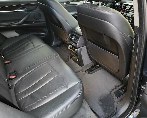 Синий БМВ Х5, объемом двигателя 2.98 л и пробегом 104 тыс. км за 24000 $, фото 25 на Automoto.ua