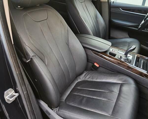 Синий БМВ Х5, объемом двигателя 2.98 л и пробегом 104 тыс. км за 24000 $, фото 12 на Automoto.ua