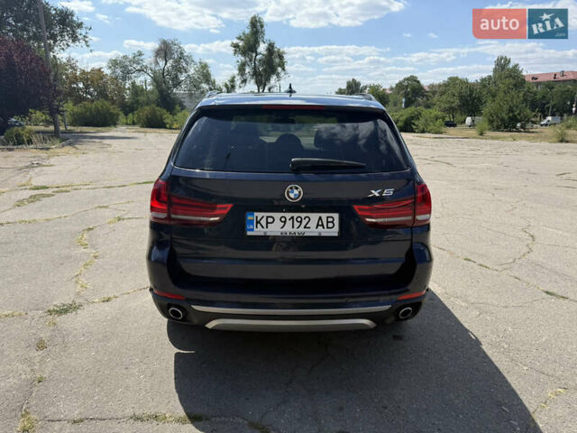 Синій БМВ Х5, об'ємом двигуна 2.99 л та пробігом 178 тис. км за 27000 $, фото 4 на Automoto.ua