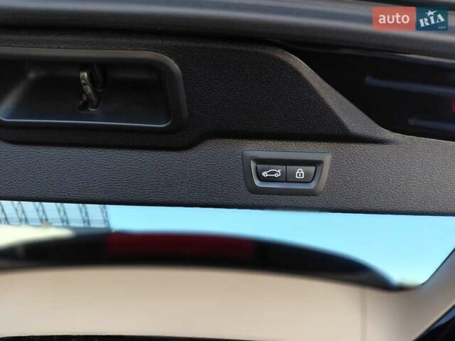 Синій БМВ Х5, об'ємом двигуна 2.98 л та пробігом 260 тис. км за 26600 $, фото 27 на Automoto.ua