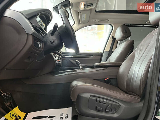 Синий БМВ Х5, объемом двигателя 3 л и пробегом 188 тыс. км за 30500 $, фото 15 на Automoto.ua