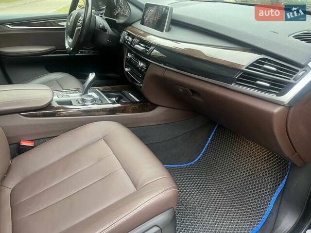 Синий БМВ Х5, объемом двигателя 2 л и пробегом 87 тыс. км за 26500 $, фото 30 на Automoto.ua