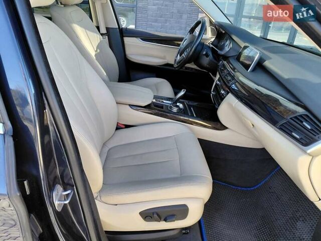 Синій БМВ Х5, об'ємом двигуна 2.98 л та пробігом 260 тис. км за 26600 $, фото 19 на Automoto.ua