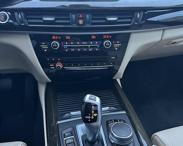 Синий БМВ Х5, объемом двигателя 2 л и пробегом 80 тыс. км за 35500 $, фото 17 на Automoto.ua