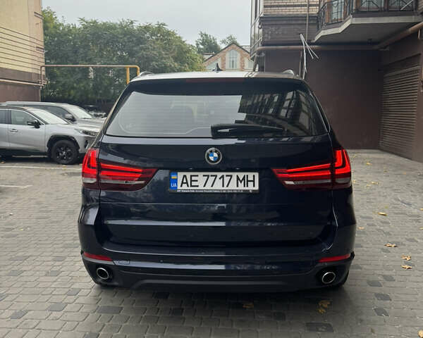 Синій БМВ Х5, об'ємом двигуна 2 л та пробігом 100 тис. км за 29999 $, фото 10 на Automoto.ua