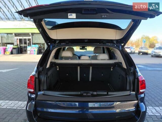 Синій БМВ Х5, об'ємом двигуна 2.98 л та пробігом 260 тис. км за 26600 $, фото 28 на Automoto.ua