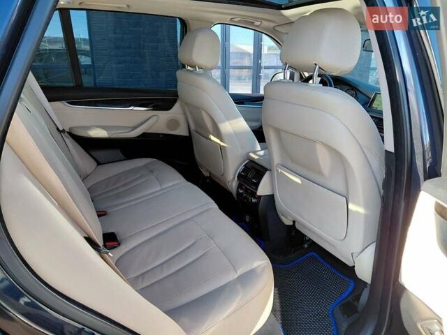 Синій БМВ Х5, об'ємом двигуна 2.98 л та пробігом 260 тис. км за 26600 $, фото 53 на Automoto.ua