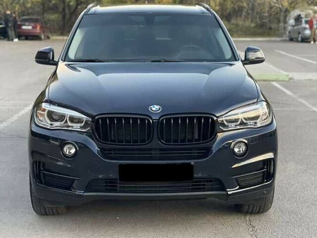 Синий БМВ Х5, объемом двигателя 2 л и пробегом 110 тыс. км за 20000 $, фото 1 на Automoto.ua