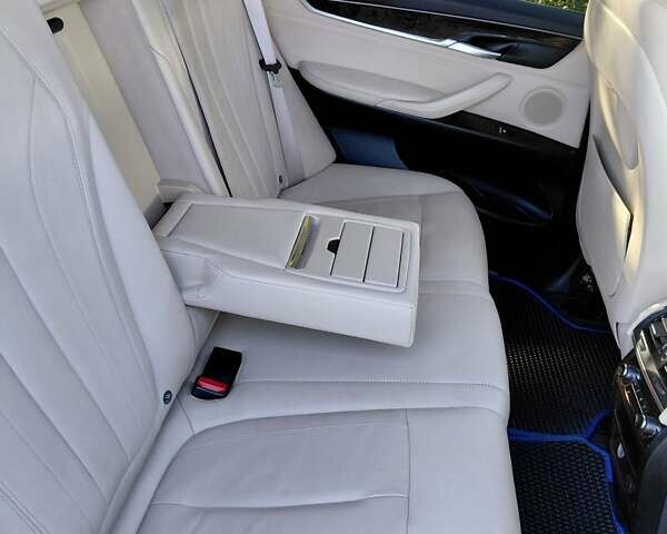 Синій БМВ Х5, об'ємом двигуна 2.98 л та пробігом 260 тис. км за 26600 $, фото 40 на Automoto.ua