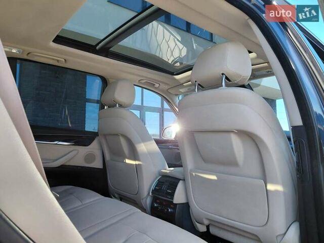 Синій БМВ Х5, об'ємом двигуна 2.98 л та пробігом 260 тис. км за 26600 $, фото 24 на Automoto.ua
