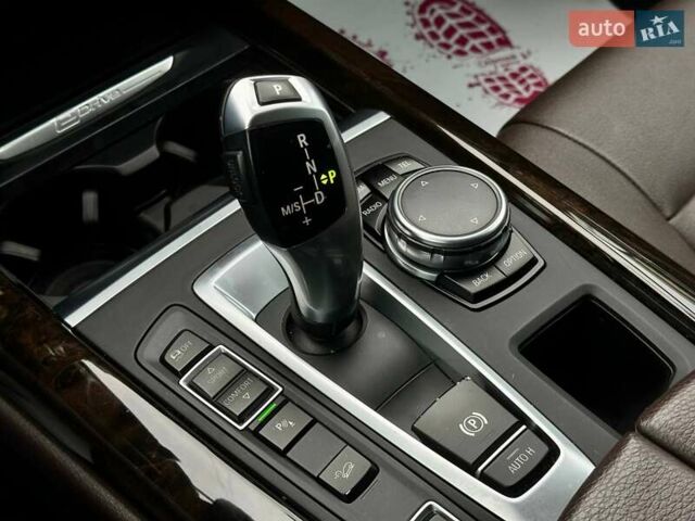 Синий БМВ Х5, объемом двигателя 2 л и пробегом 181 тыс. км за 25900 $, фото 23 на Automoto.ua
