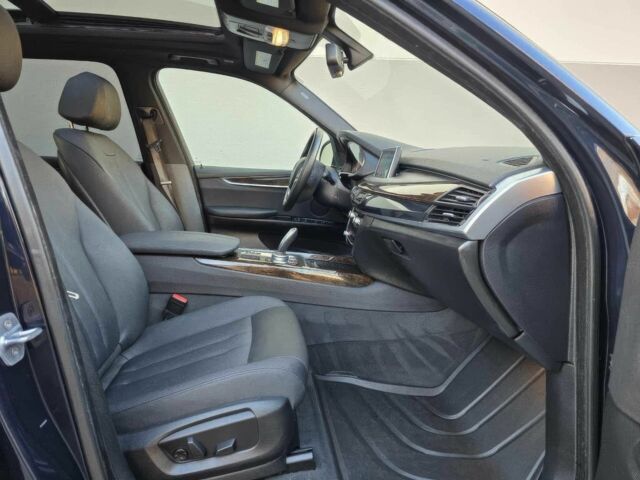 Синий БМВ Х5, объемом двигателя 3 л и пробегом 104 тыс. км за 9650 $, фото 7 на Automoto.ua