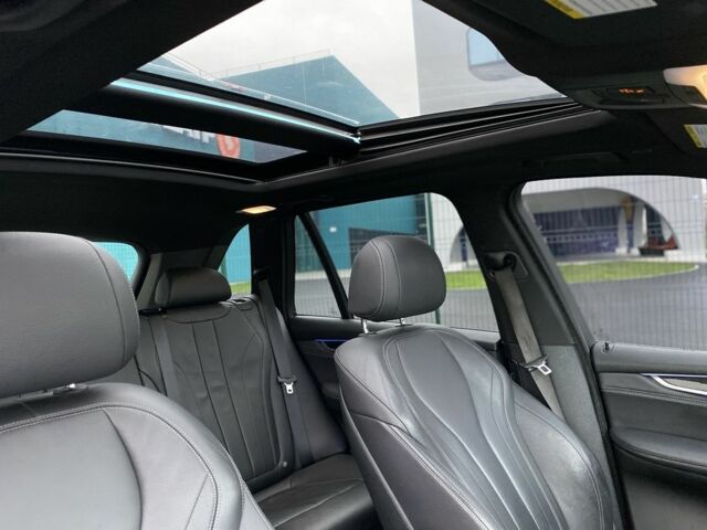 Синий БМВ Х5, объемом двигателя 2 л и пробегом 169 тыс. км за 26500 $, фото 15 на Automoto.ua