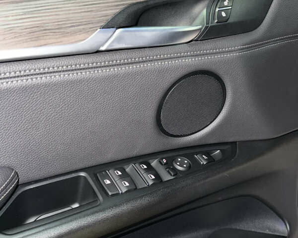 Синий БМВ Х5, объемом двигателя 2 л и пробегом 120 тыс. км за 36500 $, фото 26 на Automoto.ua