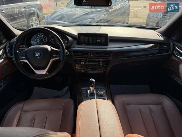 Синий БМВ Х5, объемом двигателя 2.98 л и пробегом 150 тыс. км за 25500 $, фото 15 на Automoto.ua