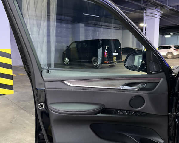 Синий БМВ Х5, объемом двигателя 2 л и пробегом 120 тыс. км за 36500 $, фото 25 на Automoto.ua