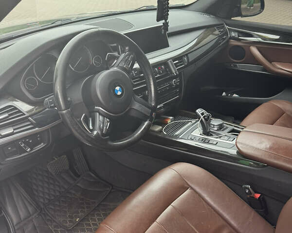 Синій БМВ Х5, об'ємом двигуна 2.98 л та пробігом 178 тис. км за 24999 $, фото 12 на Automoto.ua