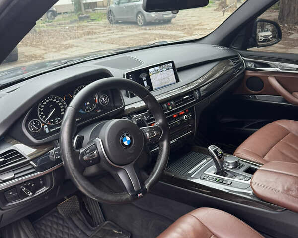 Синій БМВ Х5, об'ємом двигуна 2.98 л та пробігом 178 тис. км за 24999 $, фото 6 на Automoto.ua