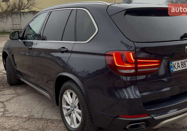 Синий БМВ Х5, объемом двигателя 2.99 л и пробегом 252 тыс. км за 26500 $, фото 4 на Automoto.ua