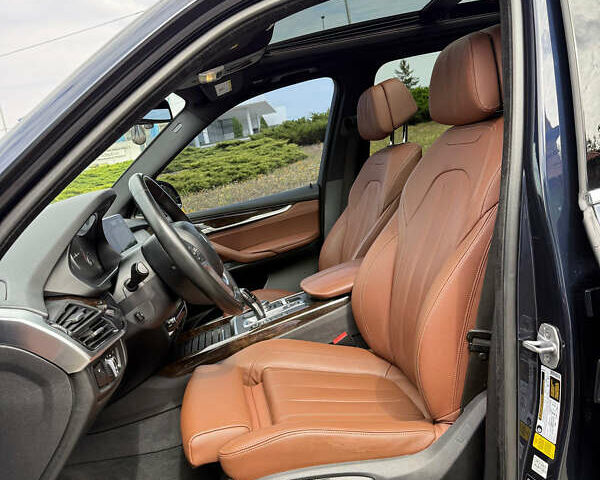 Синій БМВ Х5, об'ємом двигуна 3 л та пробігом 261 тис. км за 32500 $, фото 17 на Automoto.ua