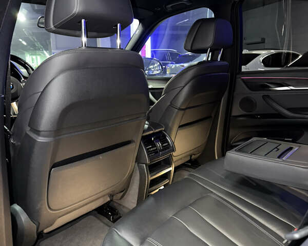 Синий БМВ Х5, объемом двигателя 2 л и пробегом 120 тыс. км за 36500 $, фото 41 на Automoto.ua