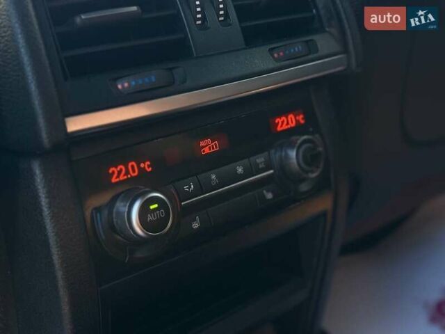 Синий БМВ Х5, объемом двигателя 2.98 л и пробегом 150 тыс. км за 25500 $, фото 12 на Automoto.ua