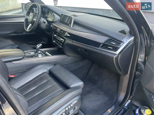 Синий БМВ Х5, объемом двигателя 2.99 л и пробегом 210 тыс. км за 40000 $, фото 17 на Automoto.ua