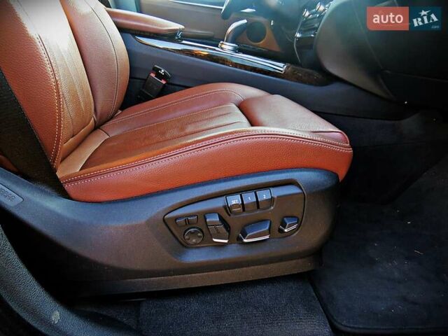 Синій БМВ Х5, об'ємом двигуна 3 л та пробігом 133 тис. км за 29950 $, фото 29 на Automoto.ua