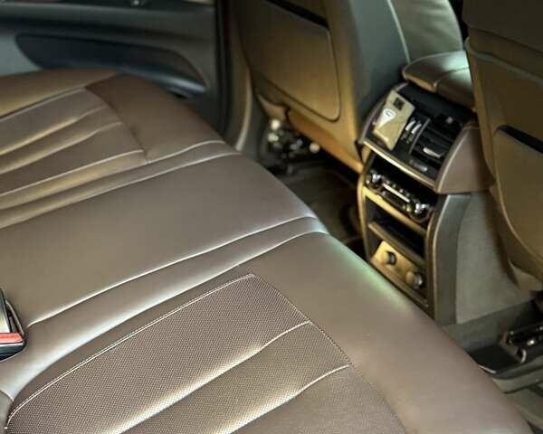 Синій БМВ Х5, об'ємом двигуна 2.99 л та пробігом 153 тис. км за 48000 $, фото 21 на Automoto.ua