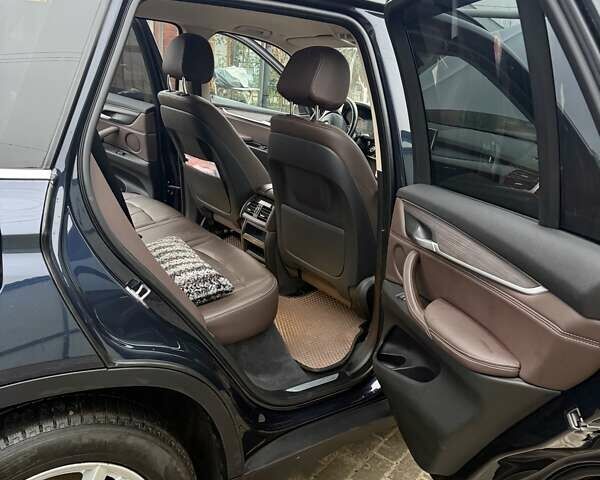 Синій БМВ Х5, об'ємом двигуна 2 л та пробігом 66 тис. км за 39500 $, фото 7 на Automoto.ua