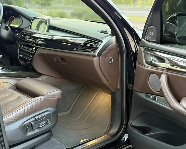 Синій БМВ Х5, об'ємом двигуна 2.99 л та пробігом 153 тис. км за 48000 $, фото 23 на Automoto.ua