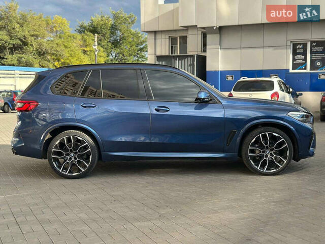 Синій БМВ Х5, об'ємом двигуна 3 л та пробігом 121 тис. км за 48490 $, фото 4 на Automoto.ua