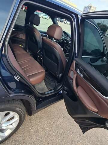 Синий БМВ Х5, объемом двигателя 2 л и пробегом 54 тыс. км за 37300 $, фото 31 на Automoto.ua