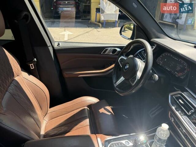 Синий БМВ Х5, объемом двигателя 2.99 л и пробегом 172 тыс. км за 59000 $, фото 1 на Automoto.ua