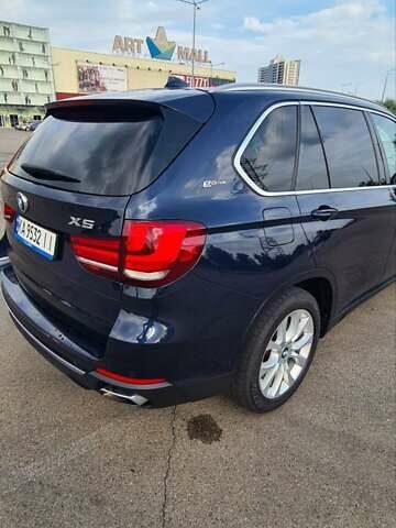 Синий БМВ Х5, объемом двигателя 2 л и пробегом 54 тыс. км за 37300 $, фото 25 на Automoto.ua