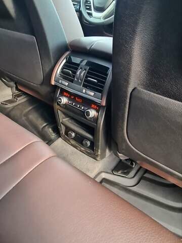 Синий БМВ Х5, объемом двигателя 2 л и пробегом 54 тыс. км за 37300 $, фото 29 на Automoto.ua