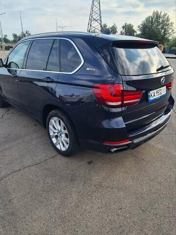 Синий БМВ Х5, объемом двигателя 2 л и пробегом 54 тыс. км за 37300 $, фото 6 на Automoto.ua