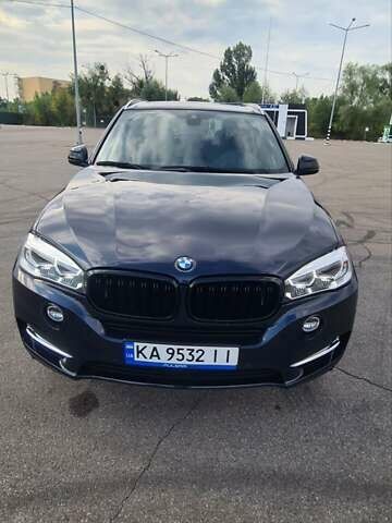 Синий БМВ Х5, объемом двигателя 2 л и пробегом 54 тыс. км за 37300 $, фото 1 на Automoto.ua