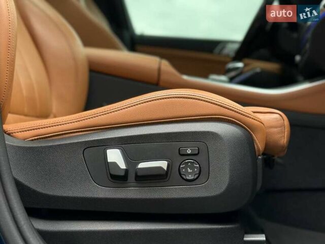 Синий БМВ Х5, объемом двигателя 3 л и пробегом 122 тыс. км за 46999 $, фото 76 на Automoto.ua