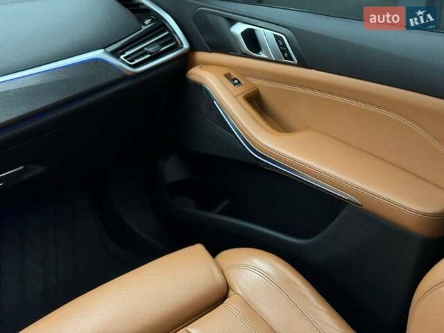 Синий БМВ Х5, объемом двигателя 3 л и пробегом 122 тыс. км за 46999 $, фото 63 на Automoto.ua