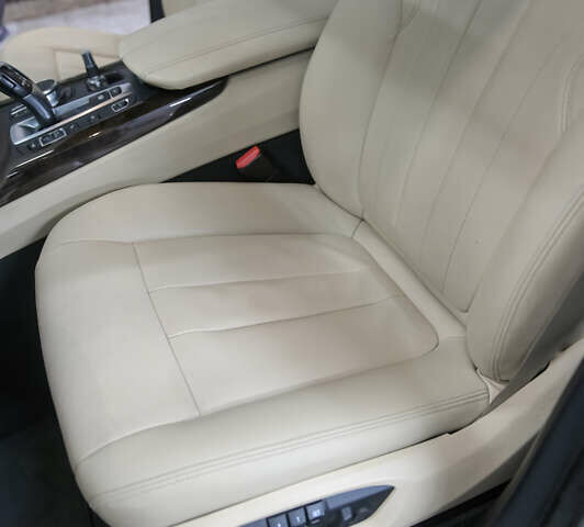 Синий БМВ Х5, объемом двигателя 2 л и пробегом 92 тыс. км за 36500 $, фото 27 на Automoto.ua