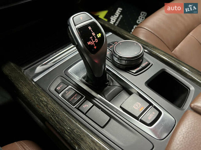 Синий БМВ Х5, объемом двигателя 2.98 л и пробегом 179 тыс. км за 20500 $, фото 32 на Automoto.ua