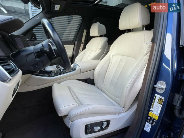 Синий БМВ Х5, объемом двигателя 4.4 л и пробегом 73 тыс. км за 52950 $, фото 20 на Automoto.ua
