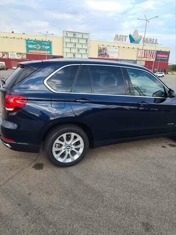 Синий БМВ Х5, объемом двигателя 2 л и пробегом 54 тыс. км за 37300 $, фото 11 на Automoto.ua