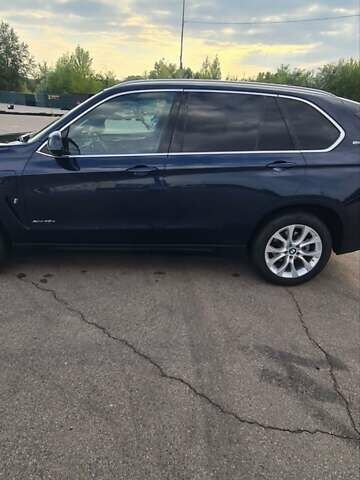 Синий БМВ Х5, объемом двигателя 2 л и пробегом 54 тыс. км за 37300 $, фото 5 на Automoto.ua