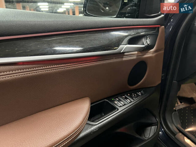 Синий БМВ Х5, объемом двигателя 2.98 л и пробегом 179 тыс. км за 20500 $, фото 17 на Automoto.ua