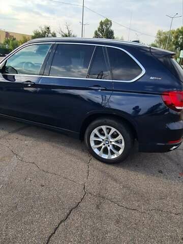 Синий БМВ Х5, объемом двигателя 2 л и пробегом 54 тыс. км за 37300 $, фото 38 на Automoto.ua