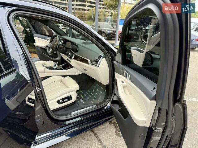 Синий БМВ Х5, объемом двигателя 3 л и пробегом 103 тыс. км за 55900 $, фото 51 на Automoto.ua